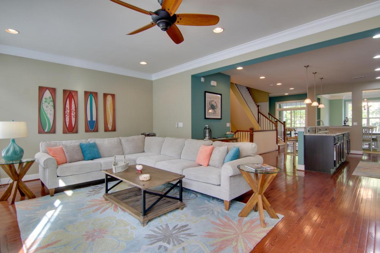 Sunlit Rehoboth Townhome With Pool Access! Holiday home Rehoboth Beach