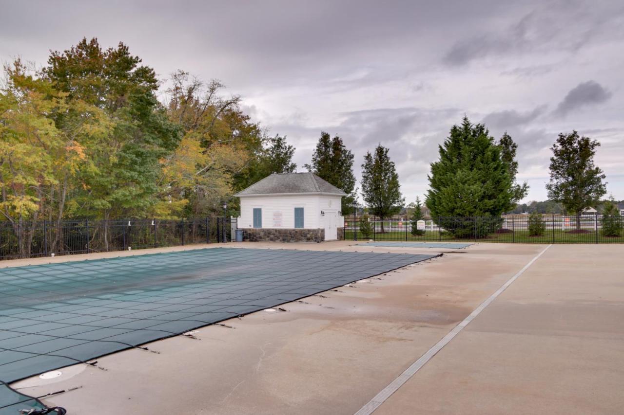 Sunlit Rehoboth Townhome With Pool Access! Holiday home Rehoboth Beach
