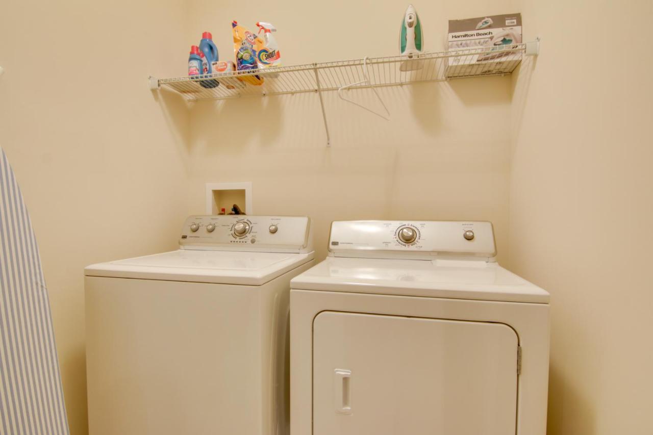 Sunlit Rehoboth Townhome With Pool Access!