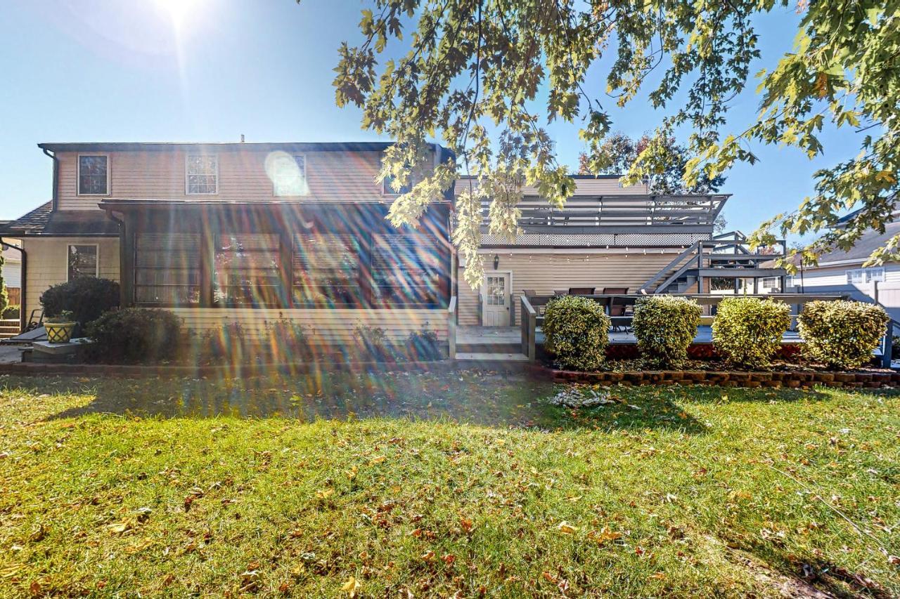 112 Loganberry Lane