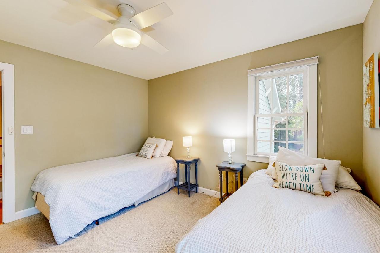 Town Of ---14 Cookman St. Holiday home Rehoboth Beach