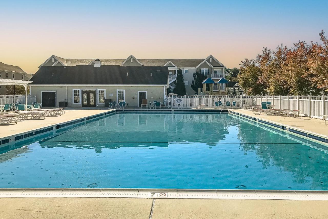 Grande At Canal Pointe - Ulster Dr, Unit #11 *