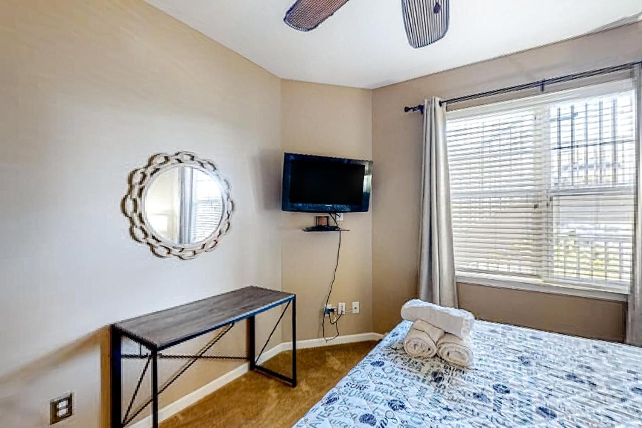 Apartment Grande At Canal Pointe - Ulster Dr, Unit #11 Rehoboth Beach