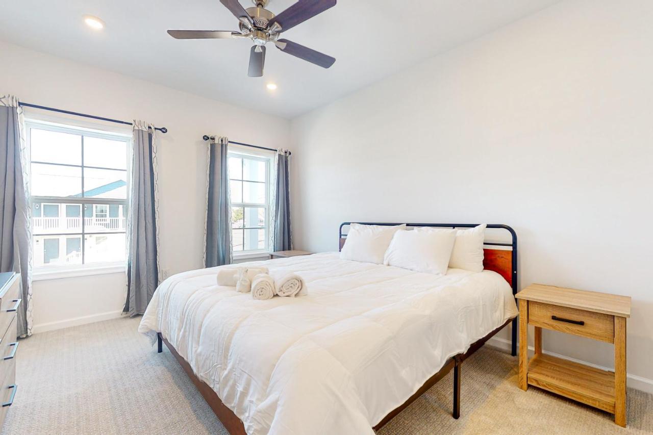 Rehoboth House --- 20494 Coastal Highway #15 Apartment Rehoboth Beach