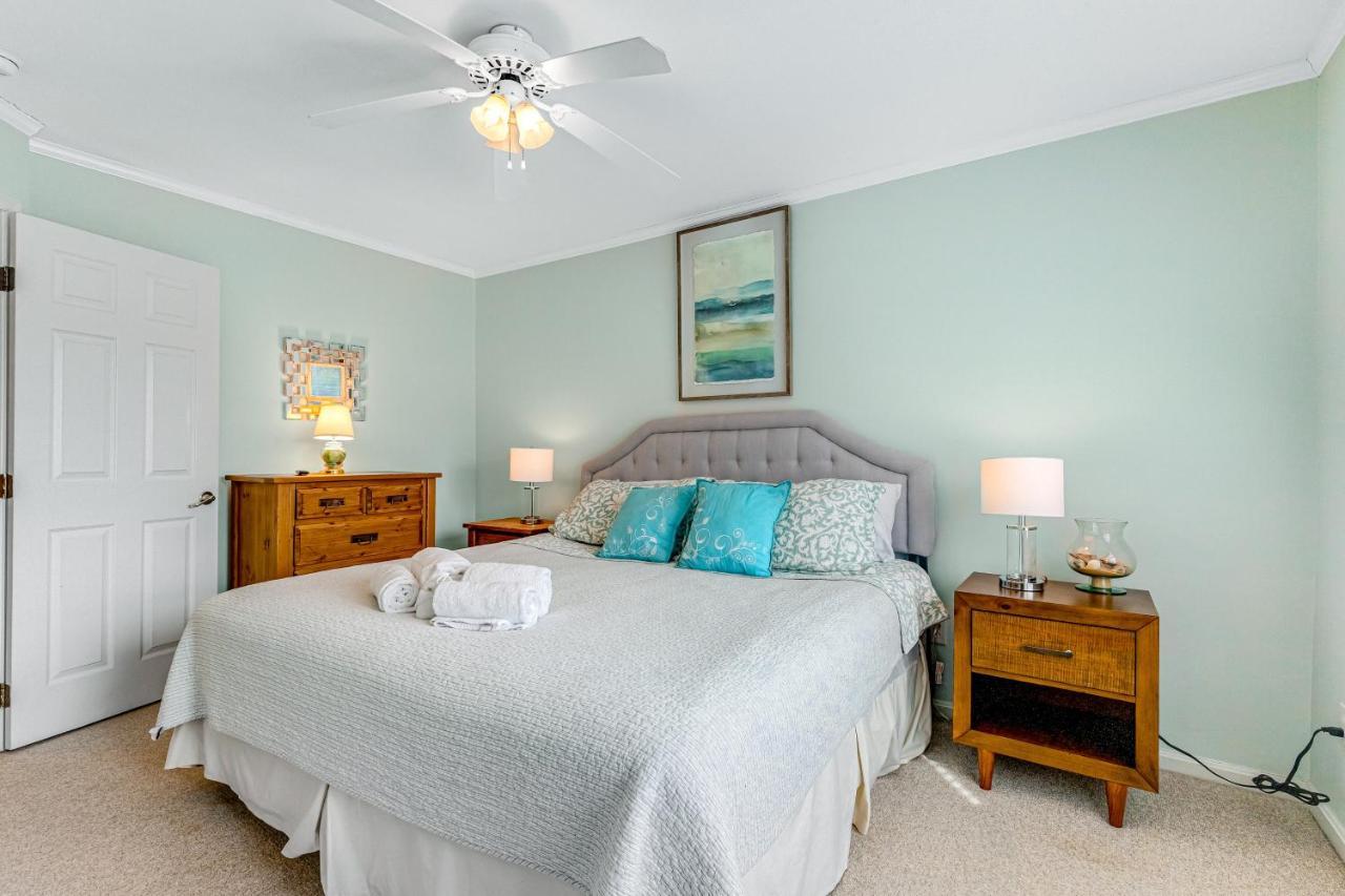 Versailles At Eagles Landing --- 290 American Eagle Way Unit 5 Apartment *