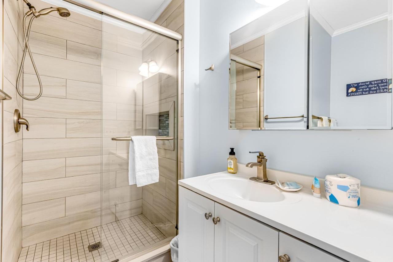 Versailles At Eagles Landing --- 290 American Eagle Way Unit 5