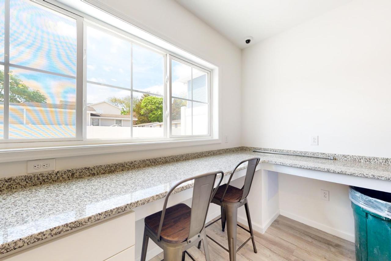 Apartment Rehoboth House --- 20494 Coastal Highway Unit #1 *