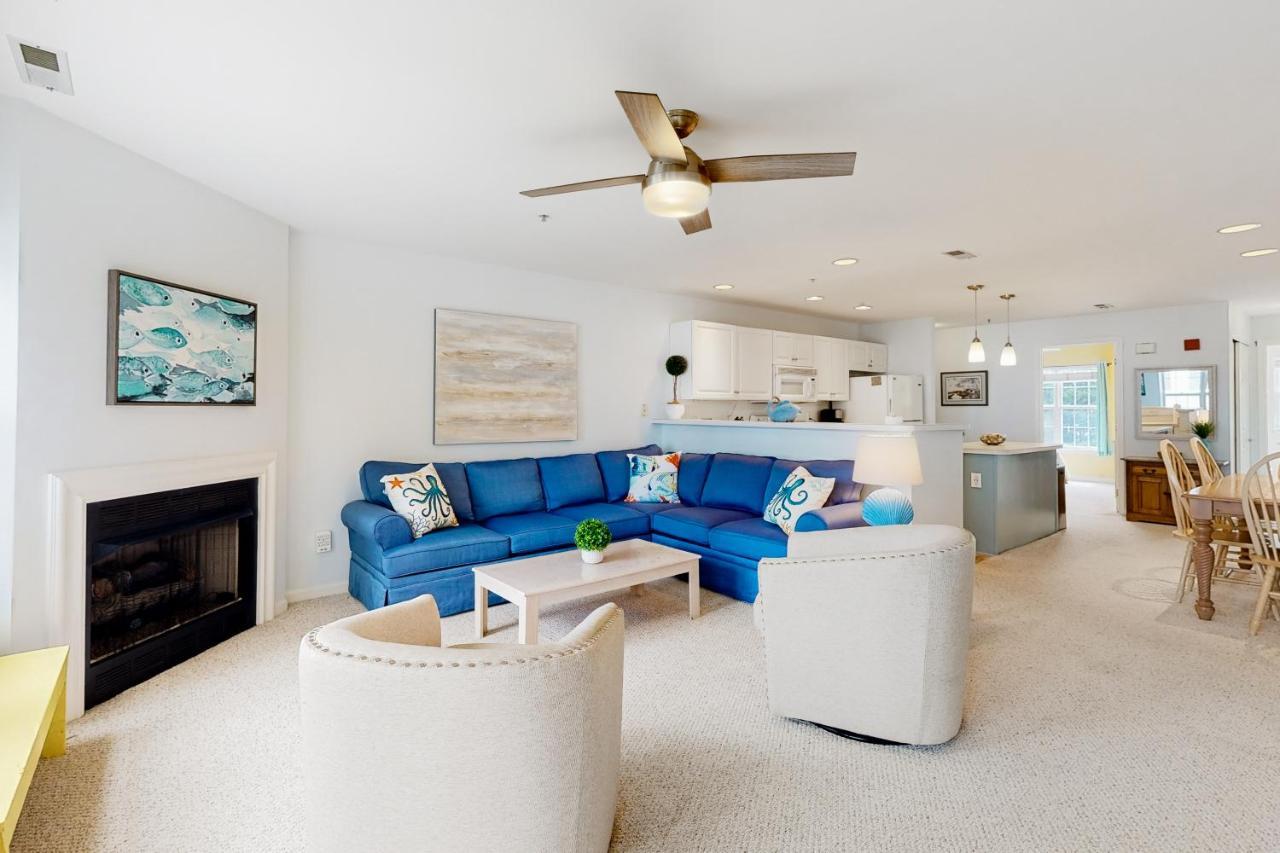 Sanibel Village --- 3500 Sanibel Cir, Unit #3507 *