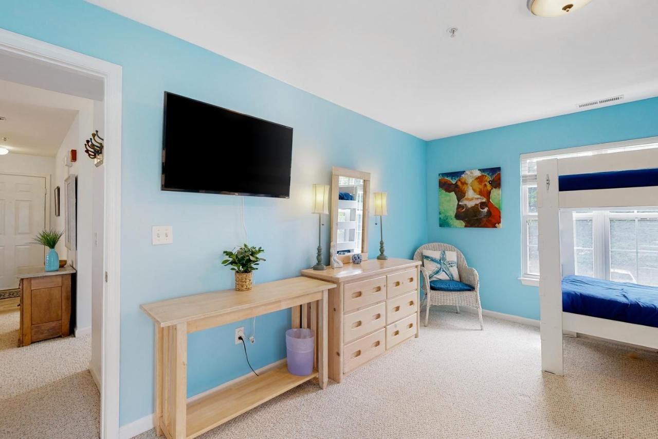 Sanibel Village --- 3500 Sanibel Cir, Unit #3507 Apartment *