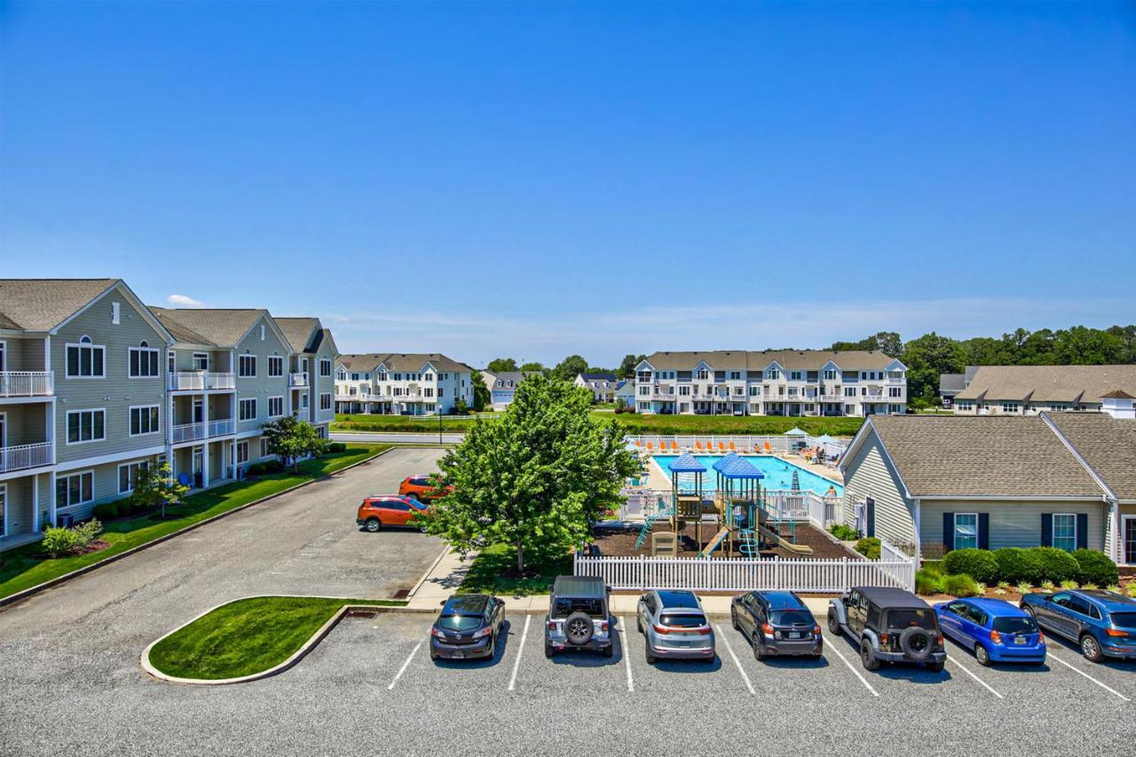 Apartment Grande At Canal Pointe - 19708 Chelmer Dr, Unit #9 Rehoboth Beach