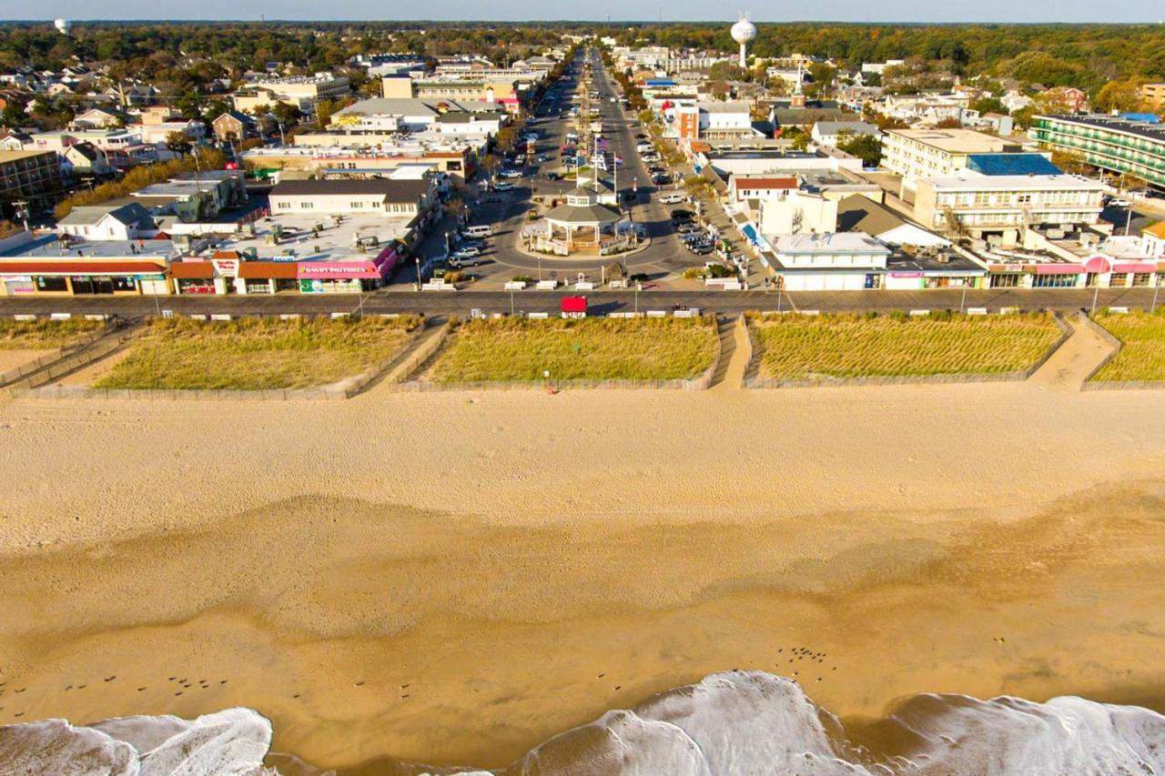 Apartment Grande At Canal Pointe - 19708 Chelmer Dr, Unit #9 Rehoboth Beach