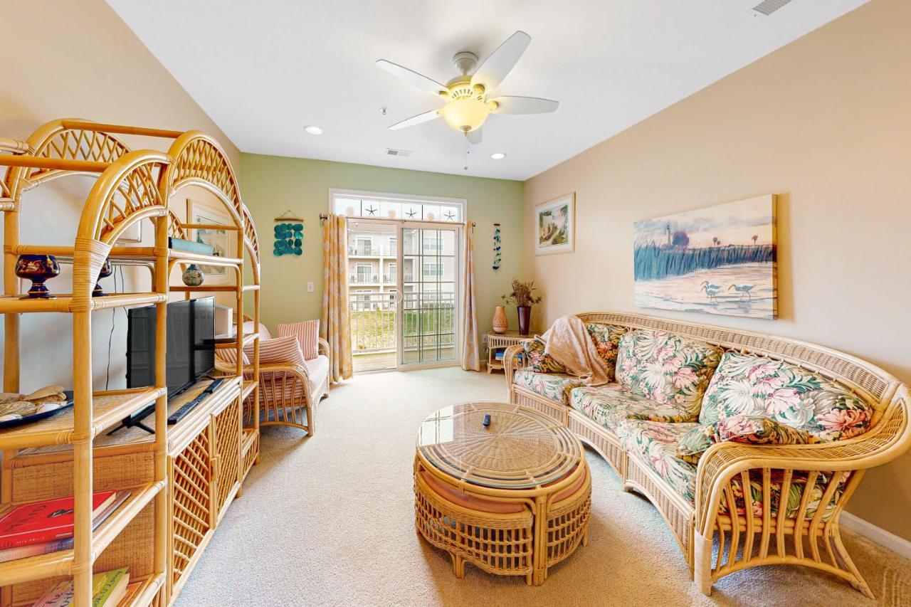 Grande At Canal Pointe - 19708 Chelmer Dr, Unit #9 * Rehoboth Beach