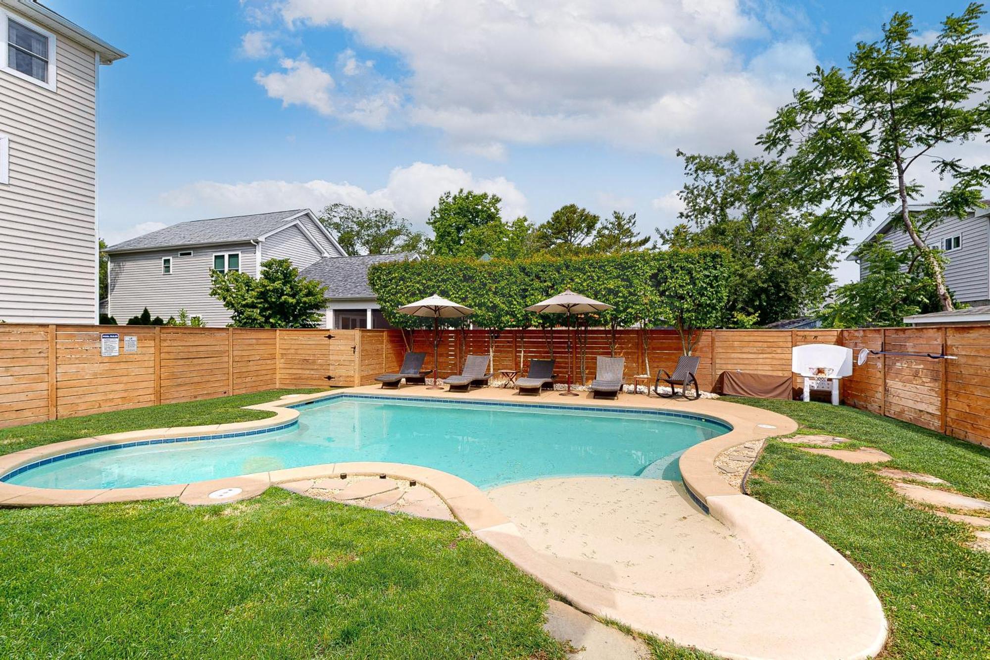 Rehoboth 20964 Ann Ave *