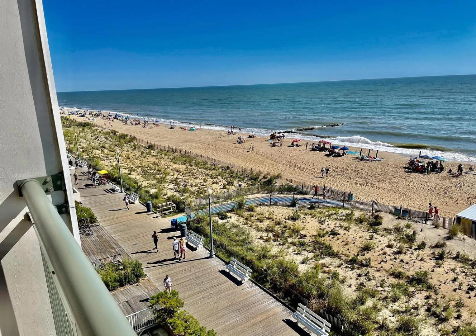Holiday home Oceanfront Jewel - Remodeled To Perfection Rehoboth Beach