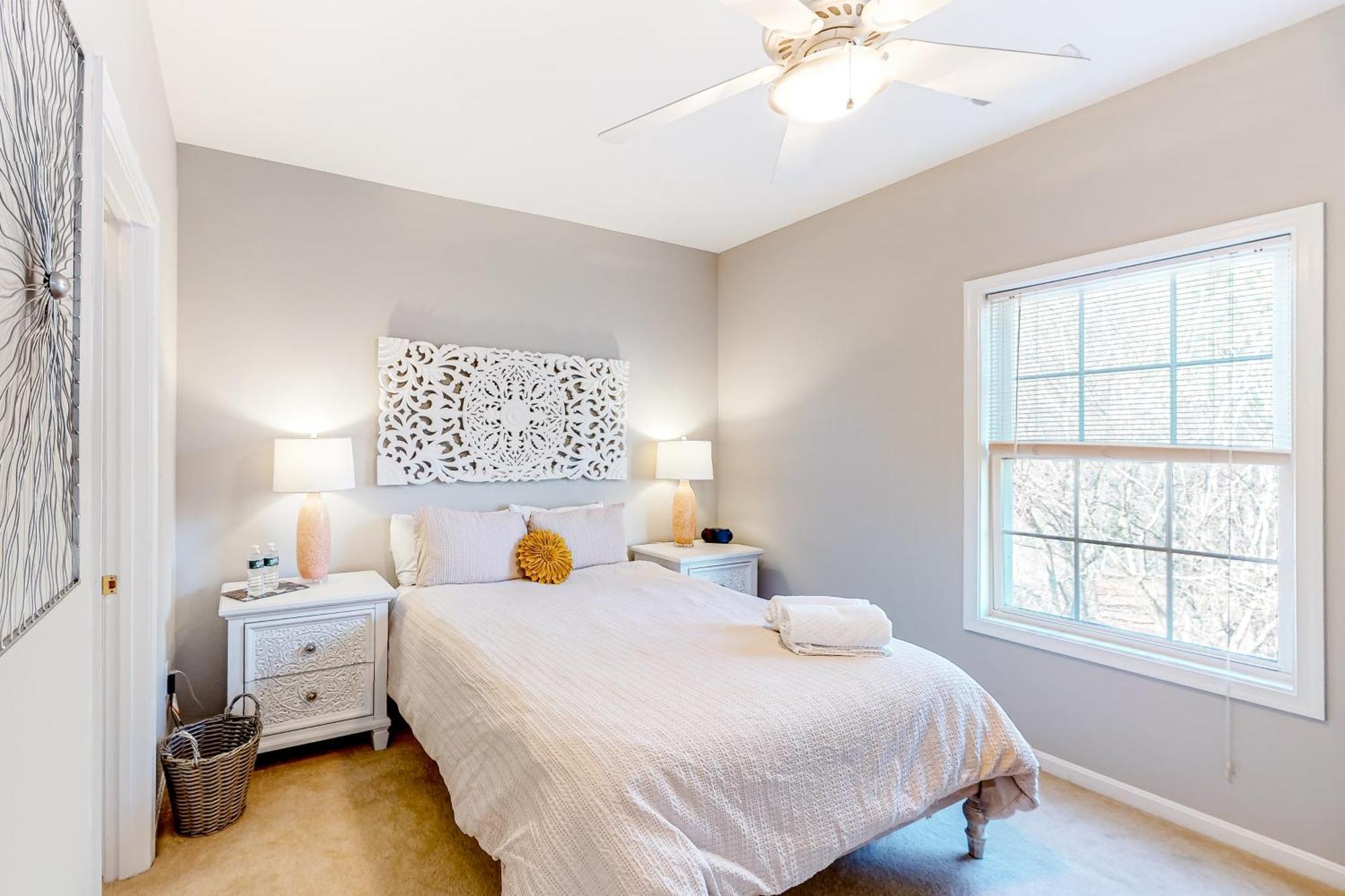 Creekwood --- 100 Cascade Ln, #109