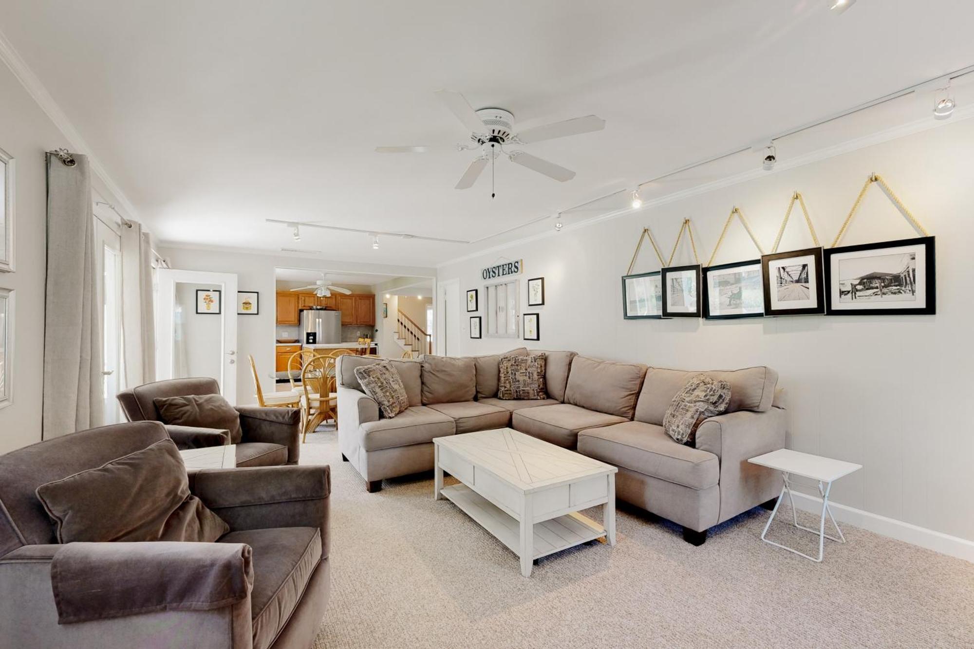 Country Manor Estates --- 22 Manor Dr