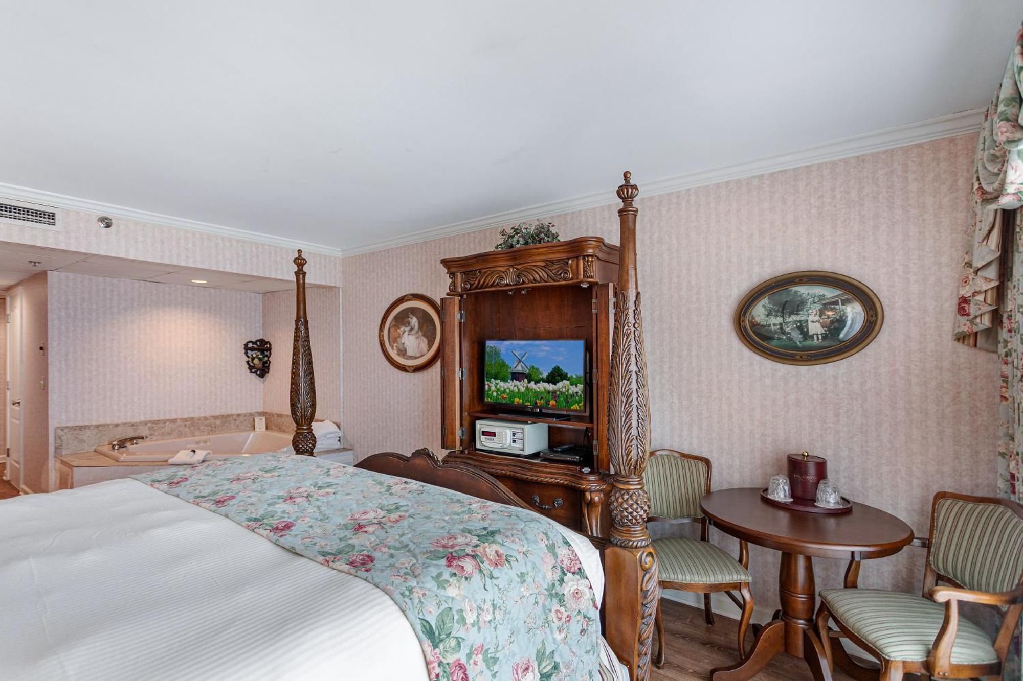 Boardwalk Plaza Hotel 4*