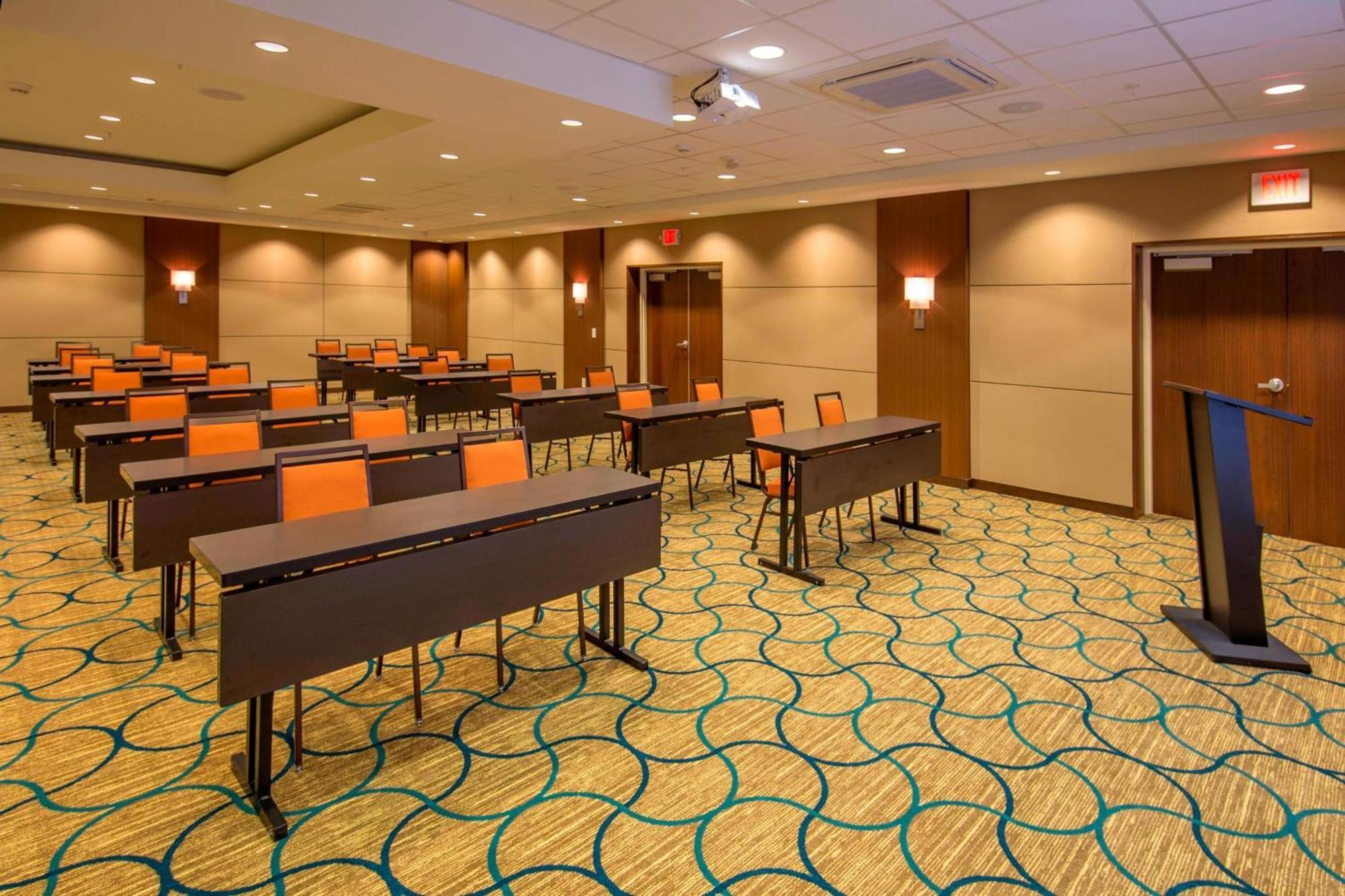 Hotel Fairfield & By Marriott Rehoboth 3*