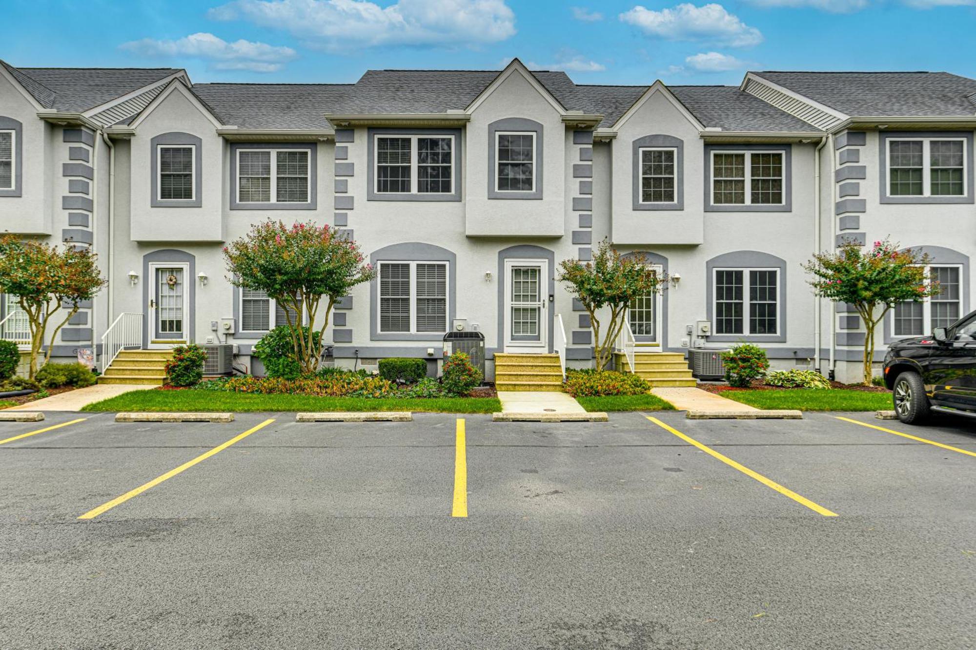 Holiday home Luxe Updated Escape Less Than 2 Mi To Rehoboth *
