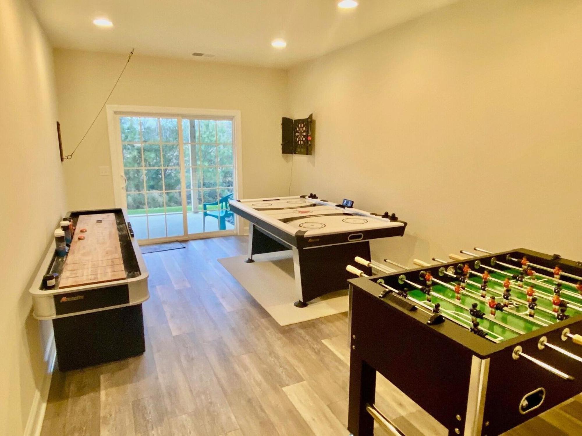 Rehoboth Townhome In Gated Community With 4 Bedrooms And 4 Bathrooms And Fitness Center *