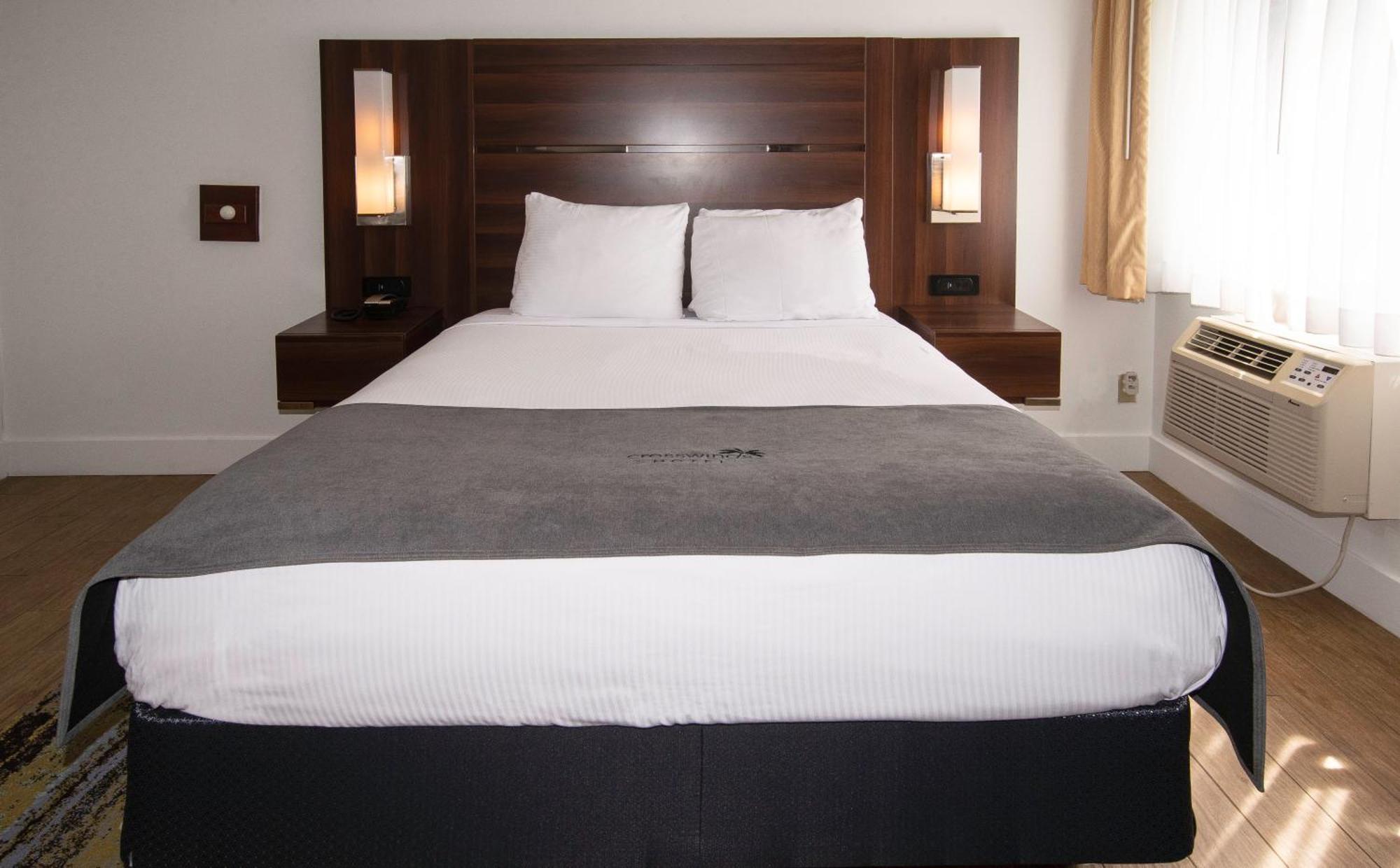 Crosswinds Motel 2*