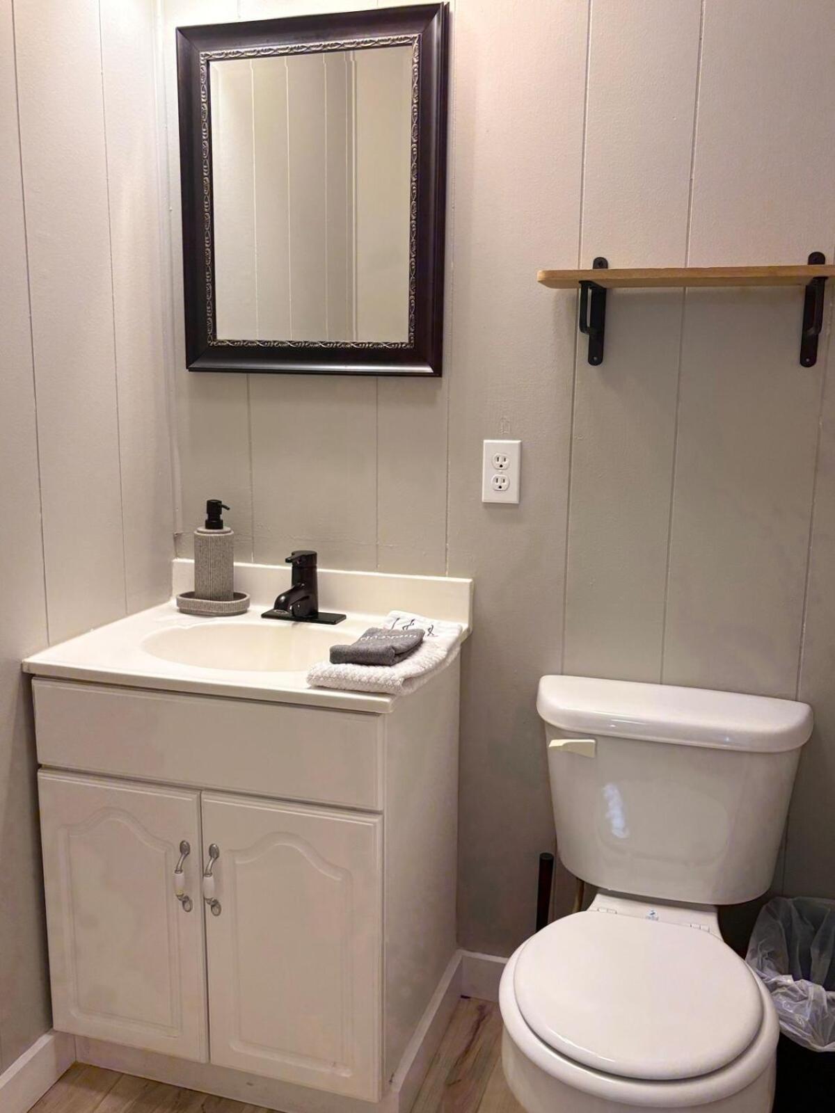 Charming With Fenced Backyard Pet Friendly *