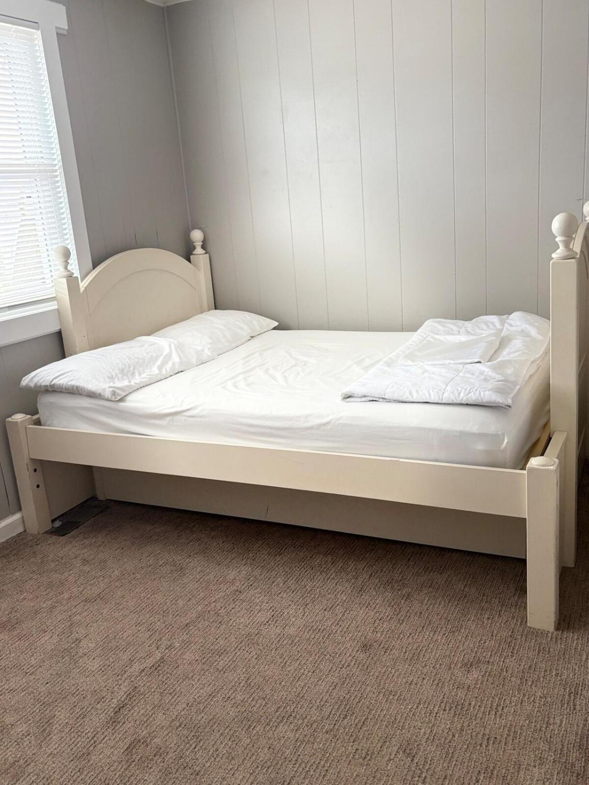 Charming With Fenced Backyard Pet Friendly Holiday home Rehoboth Beach