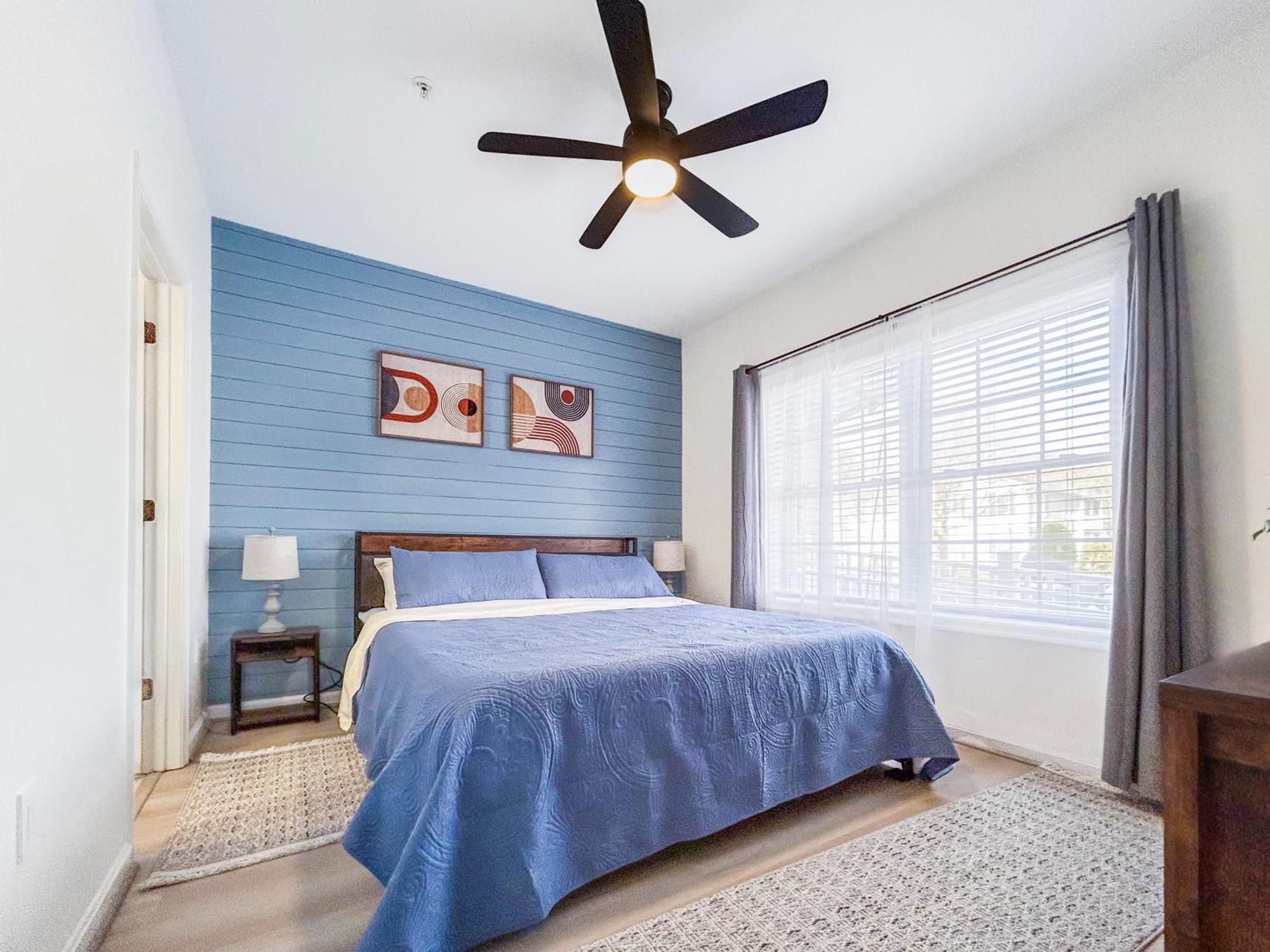 Modern & Comfy - Close To Outlets & - Pool *