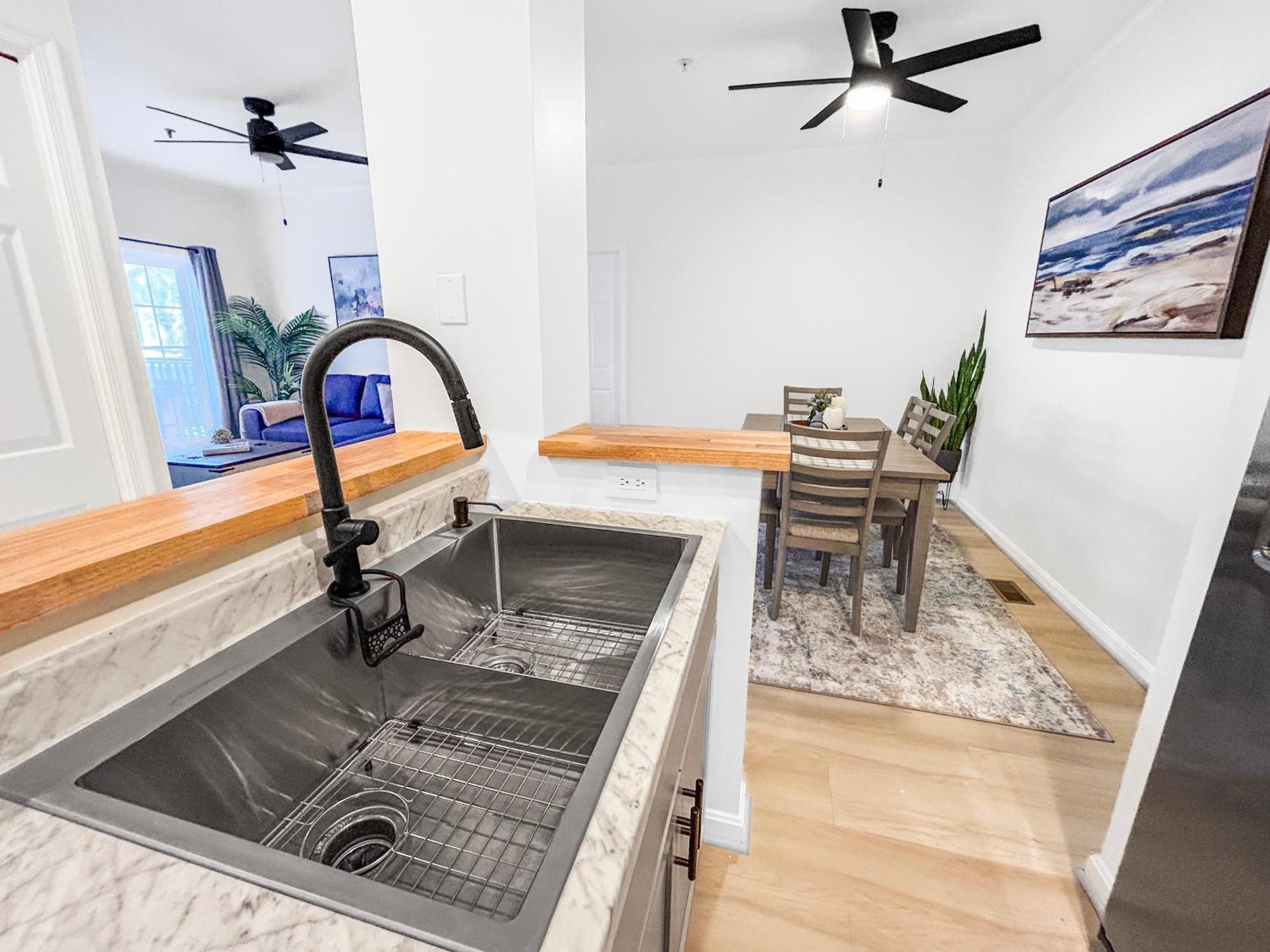 Apartment Modern & Comfy - Close To Outlets & - Pool *