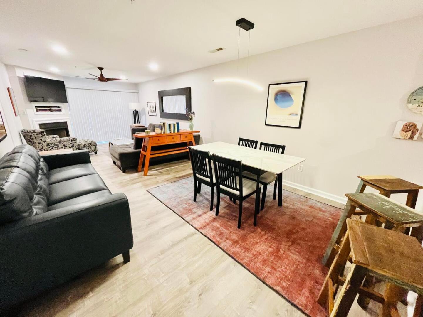 Sanibel Circle 3700 # 3702