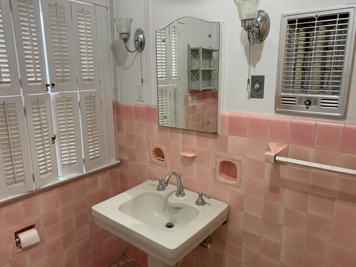 Virginia Avenue 25 Holiday home *