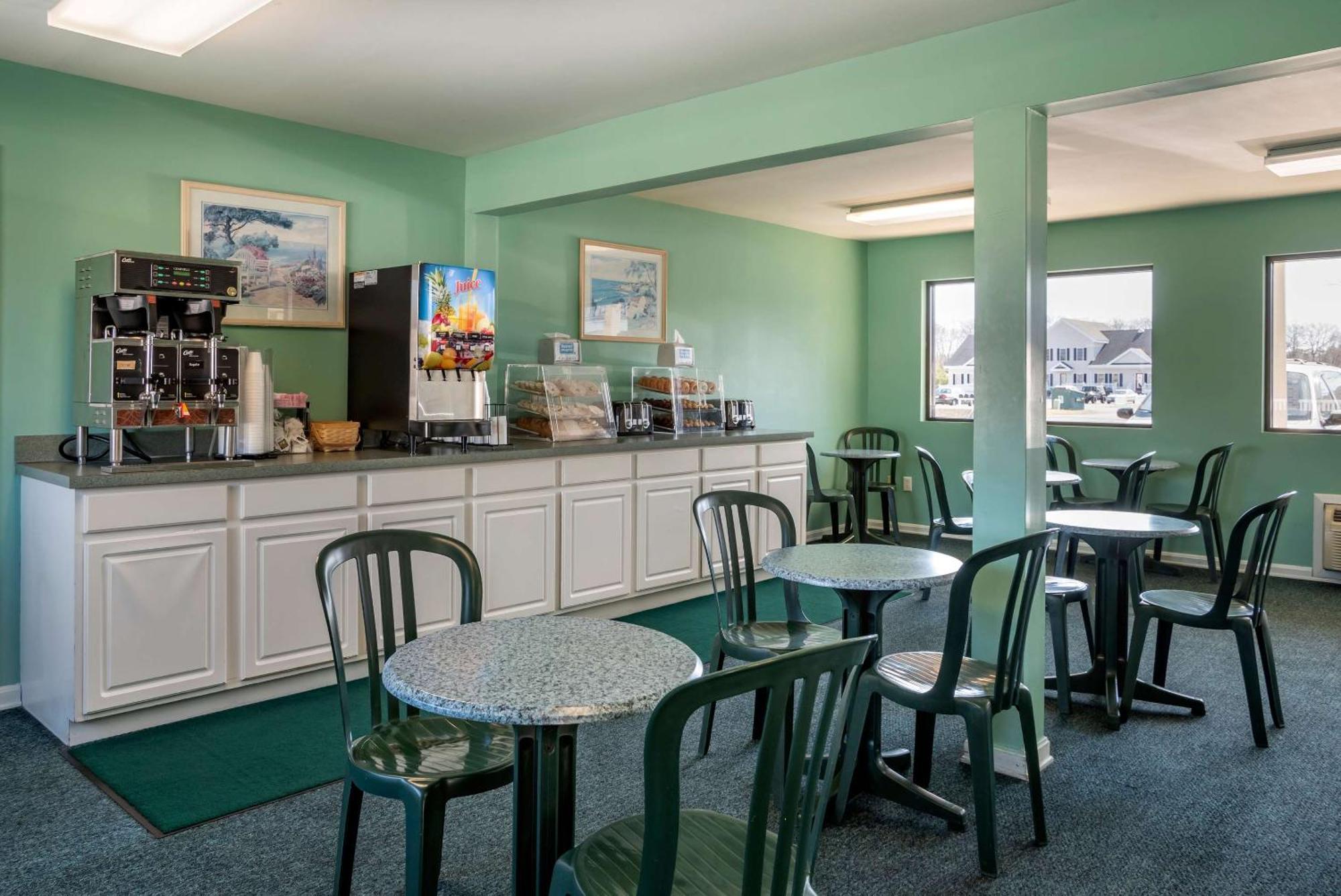 Hotel Rodeway & Rehoboth Beach