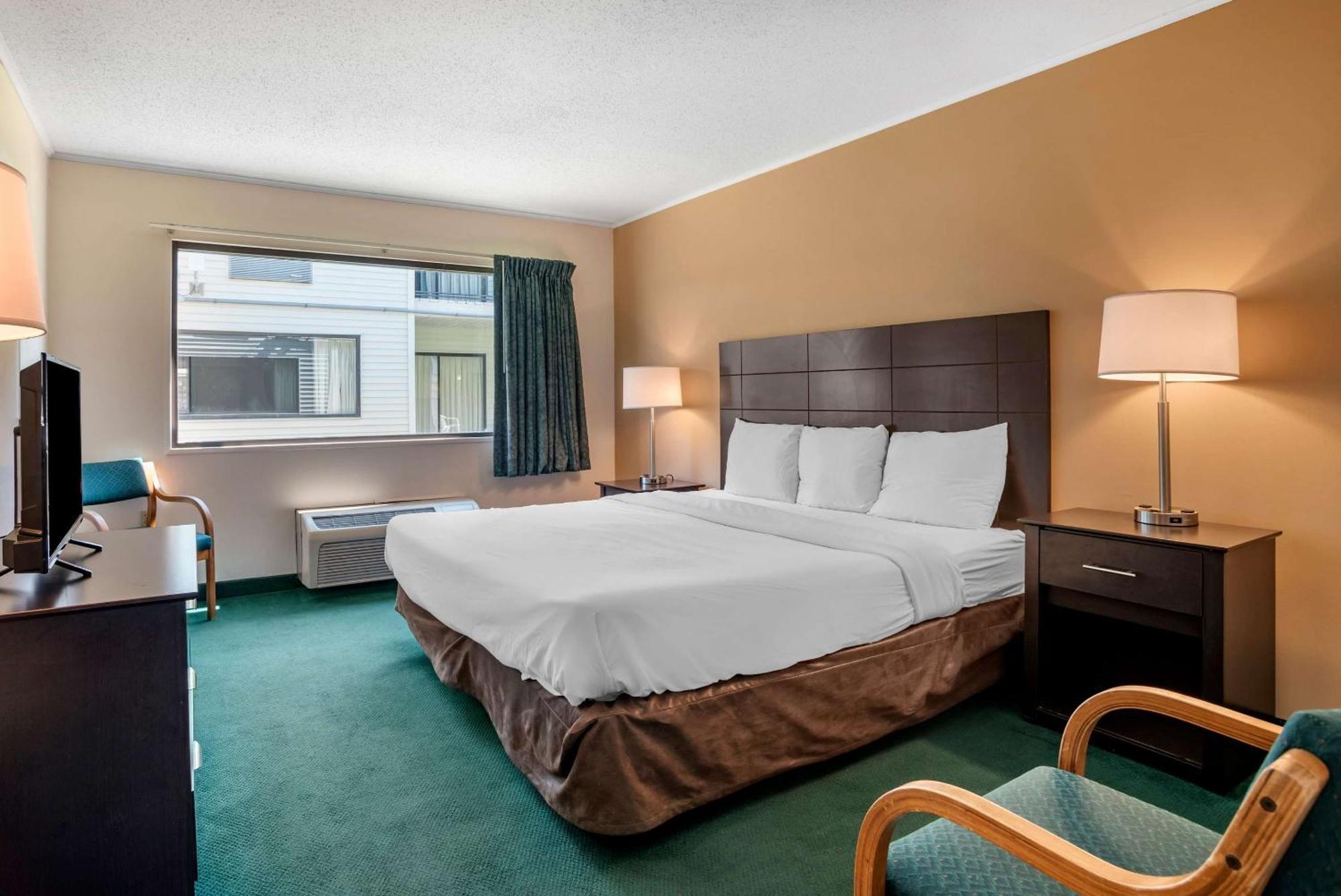 Hotel Rodeway &