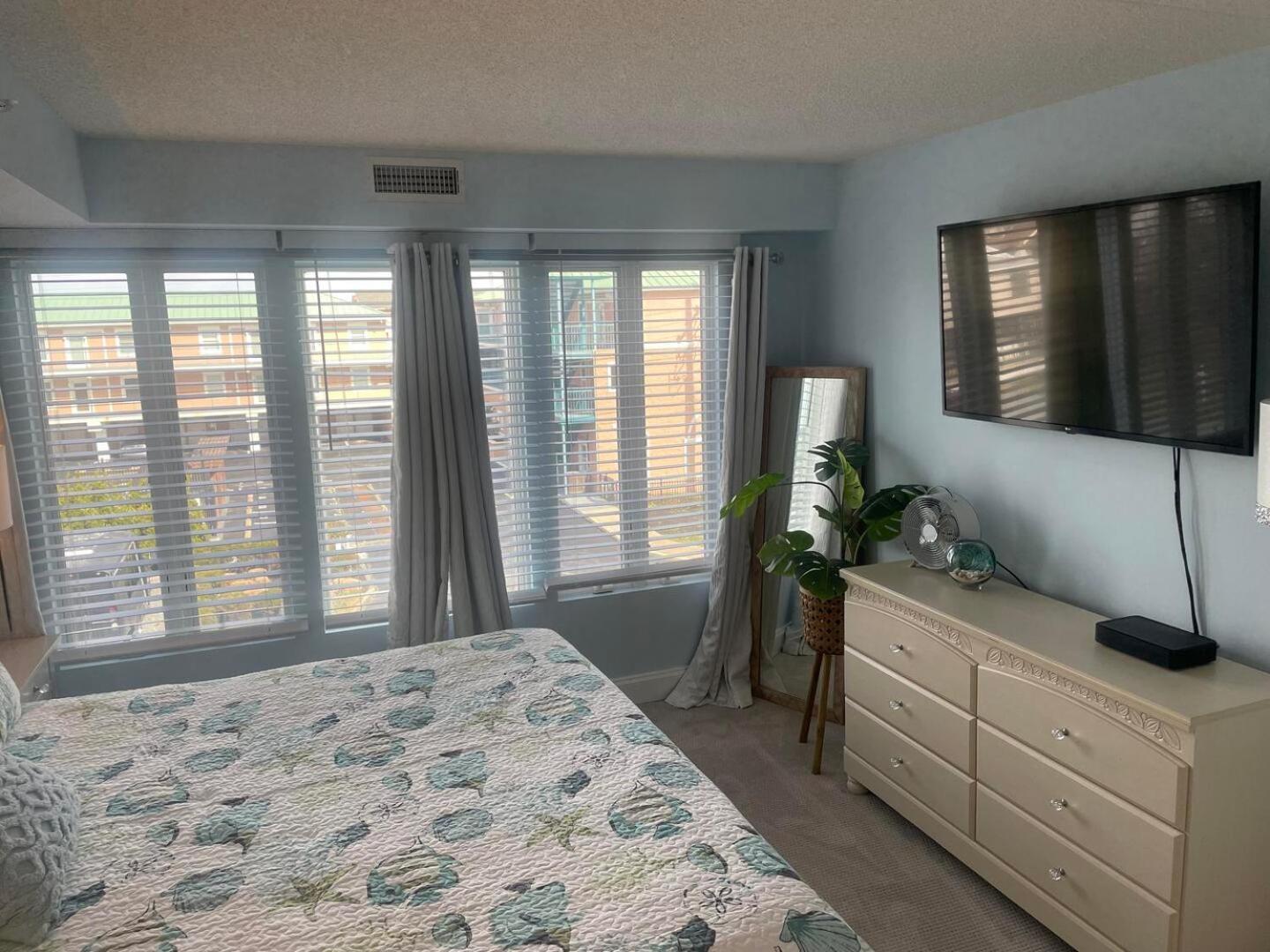 The Opal S303 Holiday home