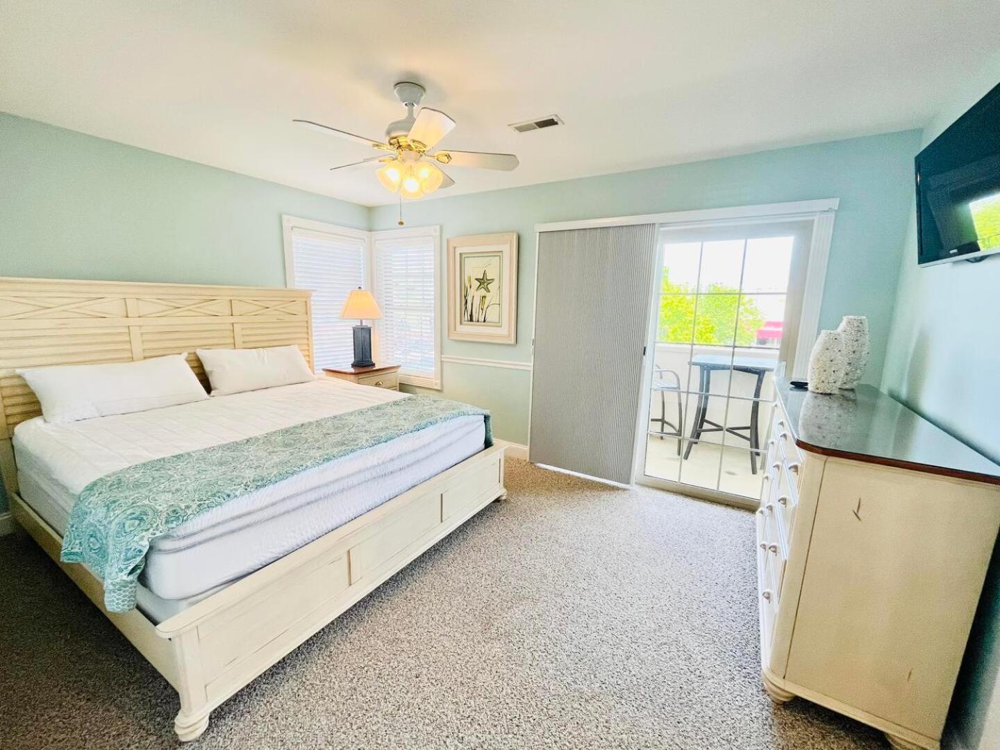 Wilmington Avenue 20b *