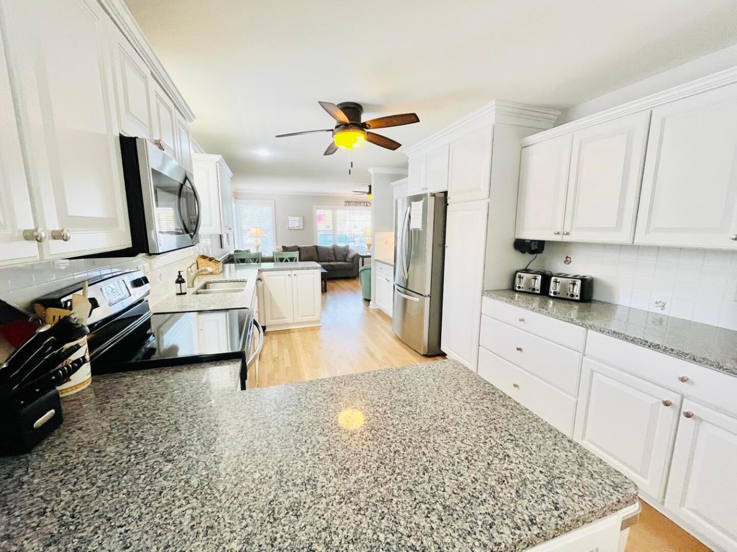 Wilmington Avenue 20b