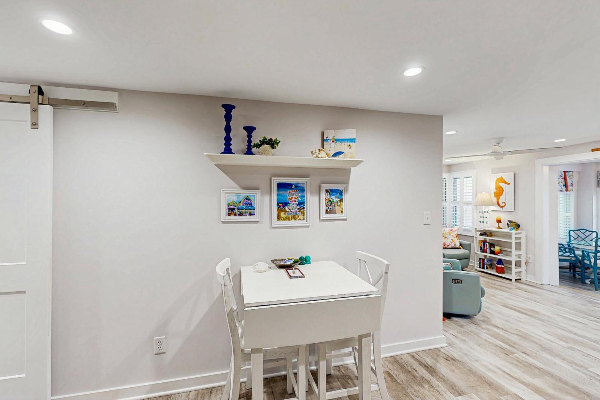 Town Of Rehoboth --- The Boxwood House - 21 Wilmington Ave #1e Apartment *