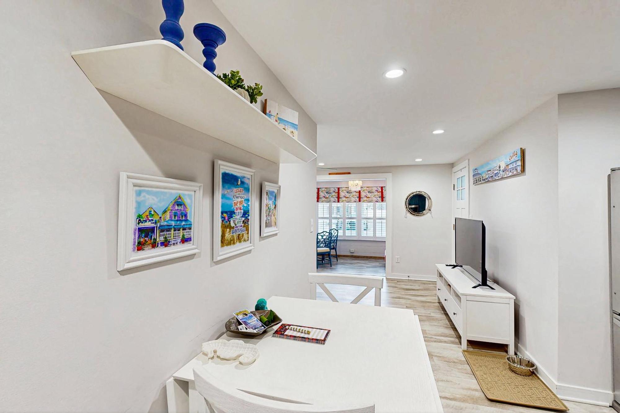 Apartment Town Of Rehoboth --- The Boxwood House - 21 Wilmington Ave #1e Rehoboth Beach