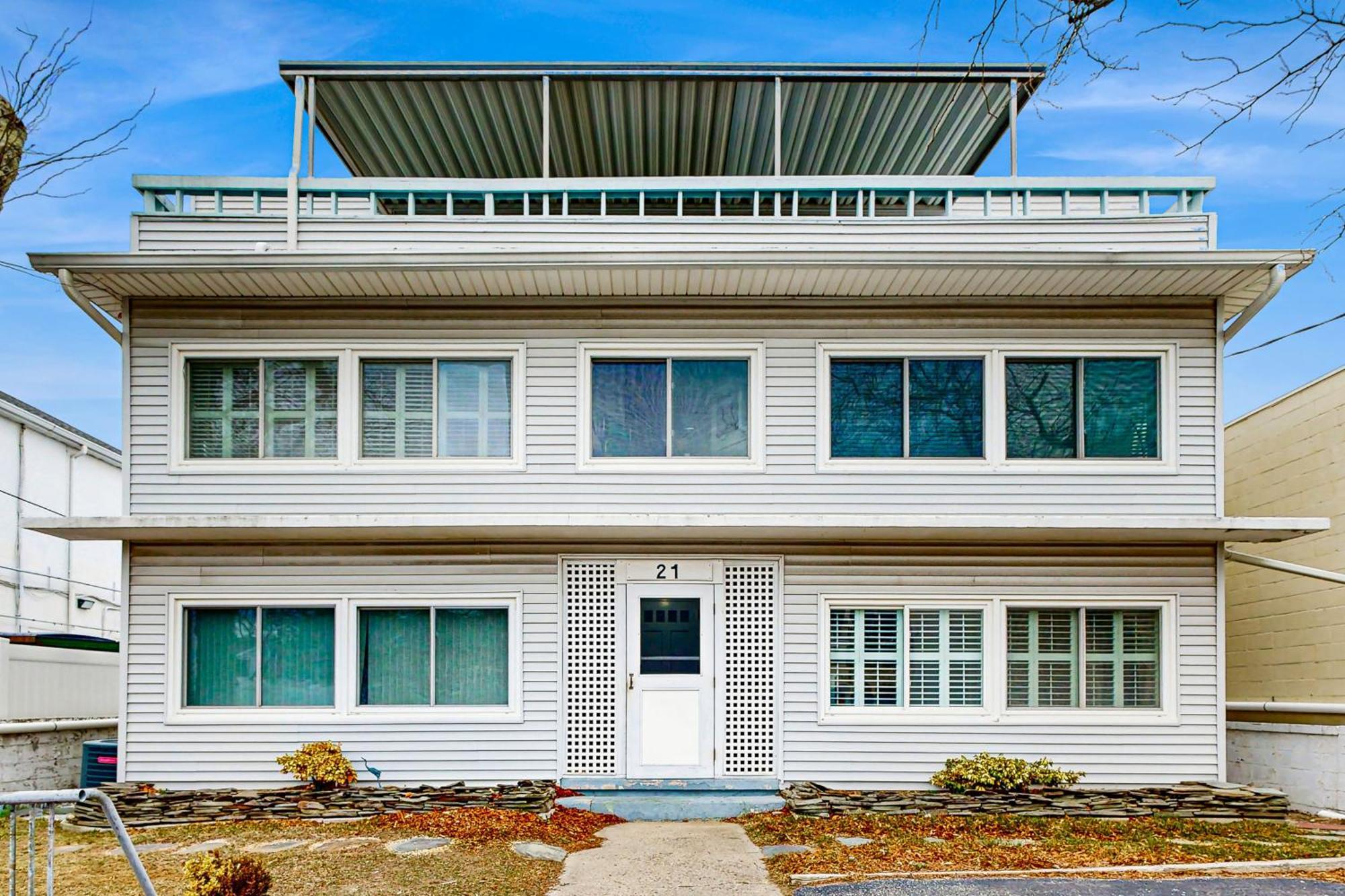 Town Of Rehoboth --- The Boxwood House - 21 Wilmington Ave #1e Rehoboth Beach
