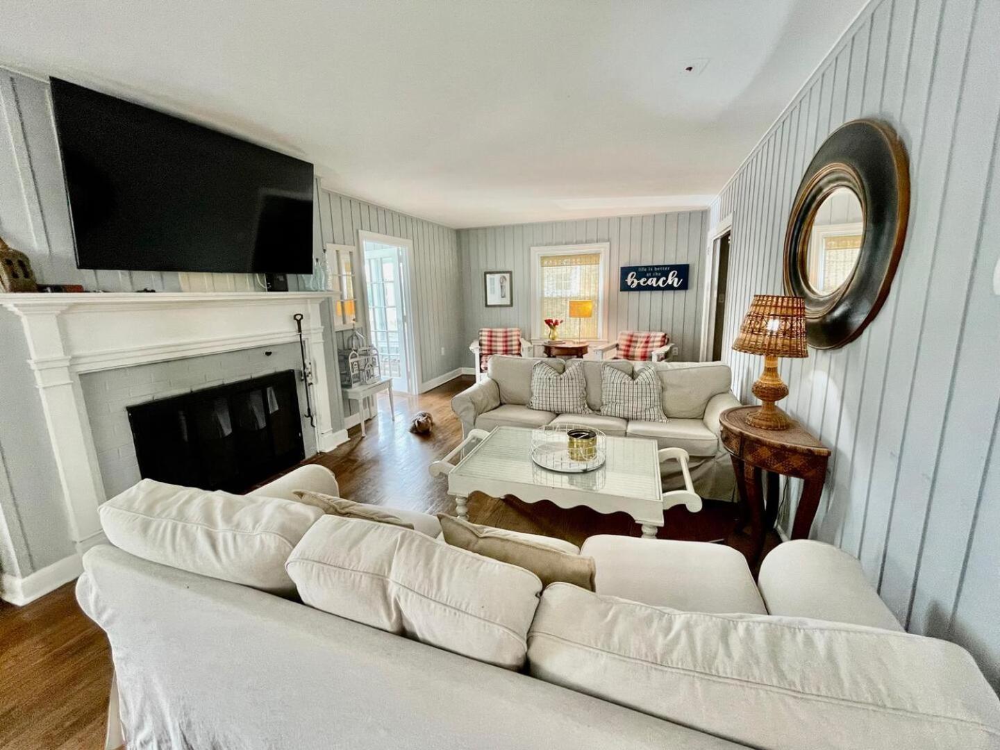 Avenue 23 * Rehoboth Beach