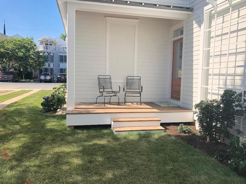 Maryland Avenue 12 *