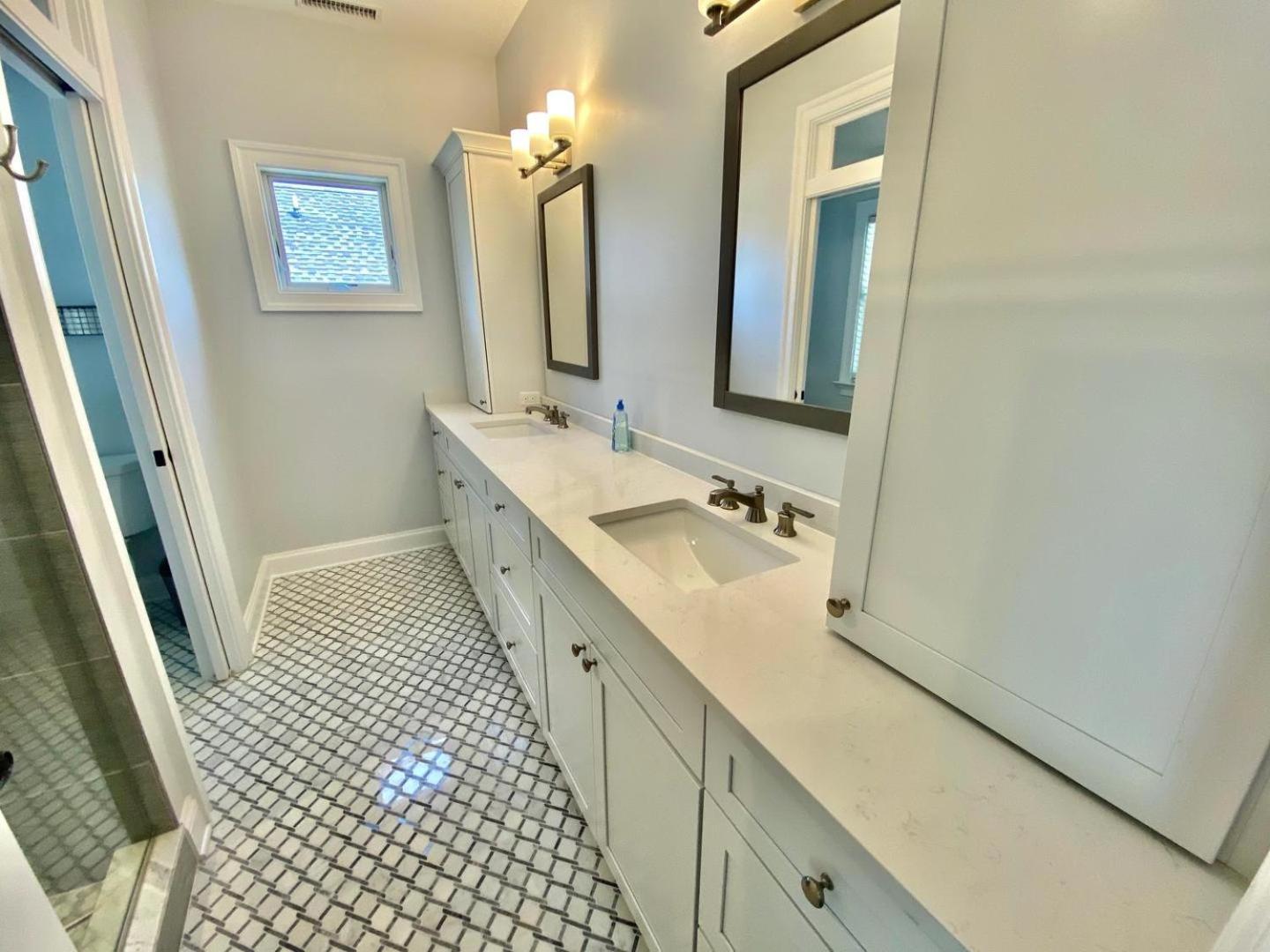 Scarborough Avenue 303 Holiday home