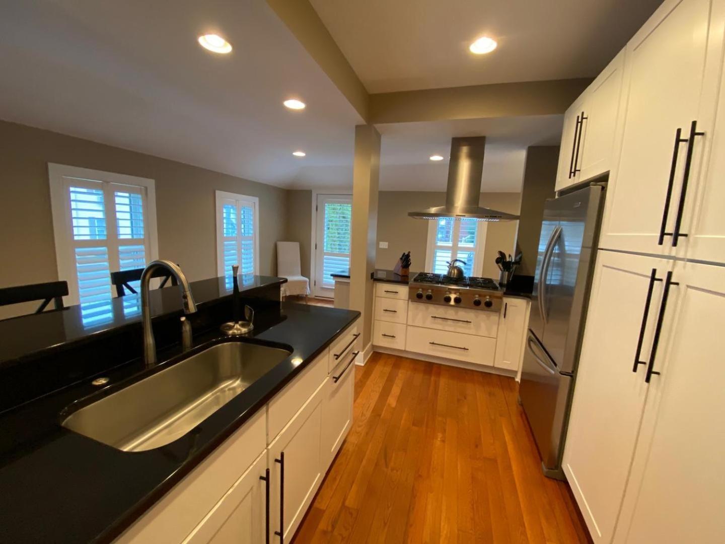 Olive Avenue 32