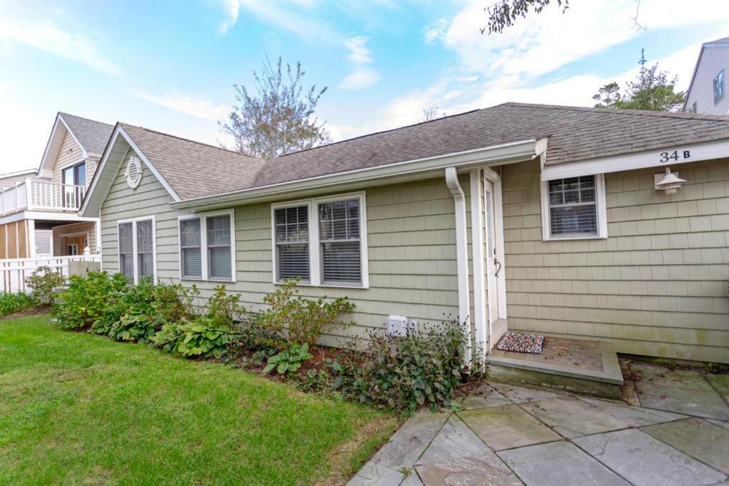 Delaware Avenue 34b