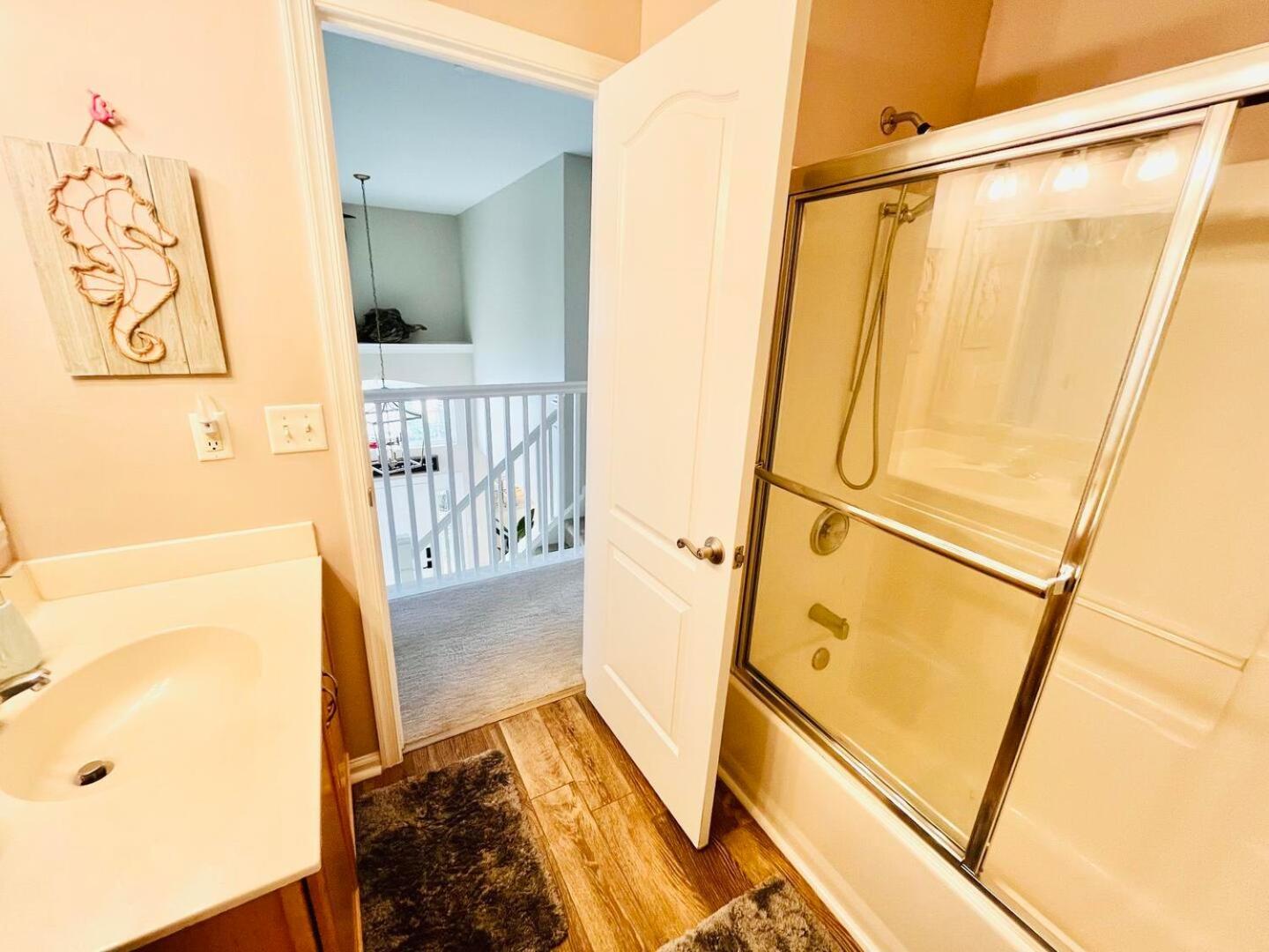 Simonton Court 20256