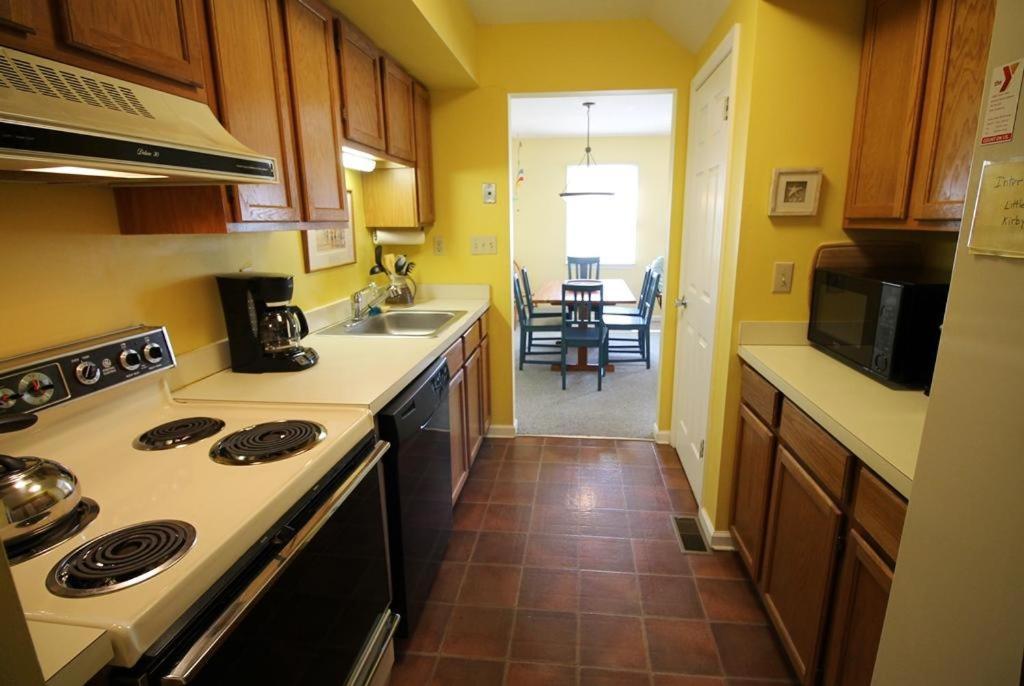 King Charles Avenue 408 #1 * Rehoboth Beach