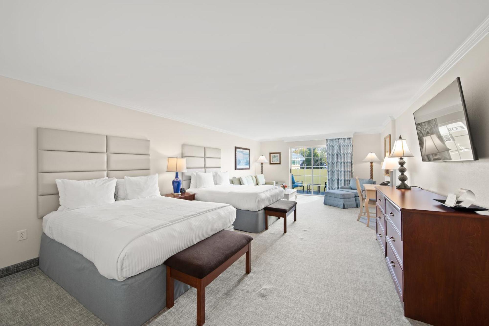 Rehoboth 4*