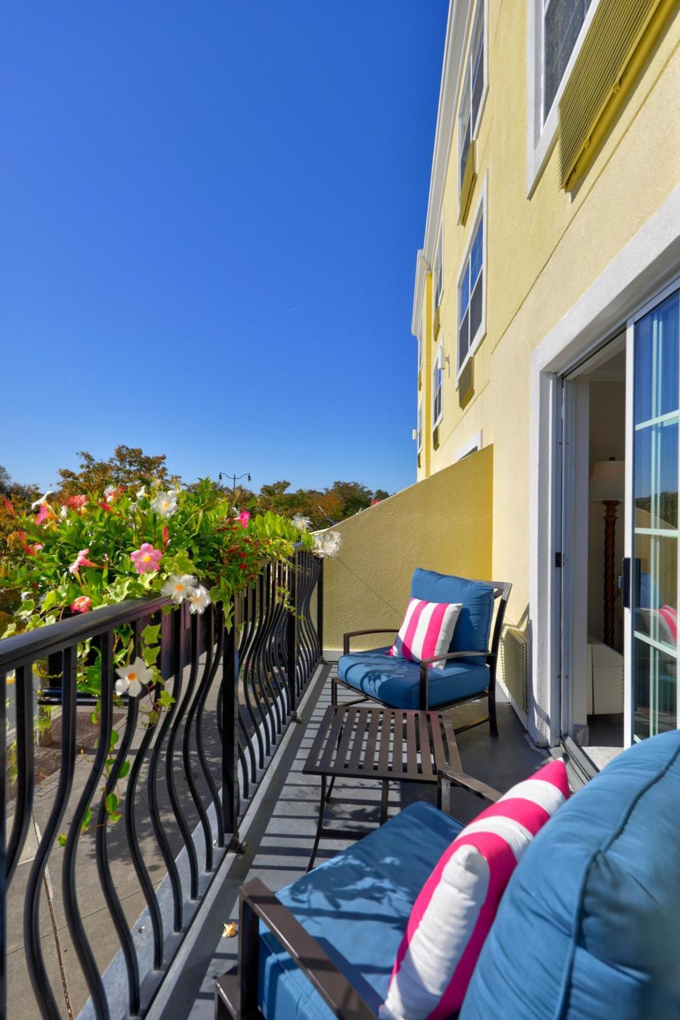 Rehoboth Hotel 4*