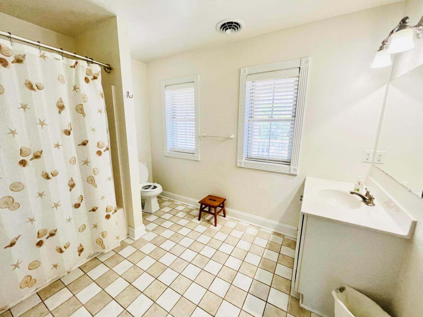 Wilmington Avenue 20b * Rehoboth Beach