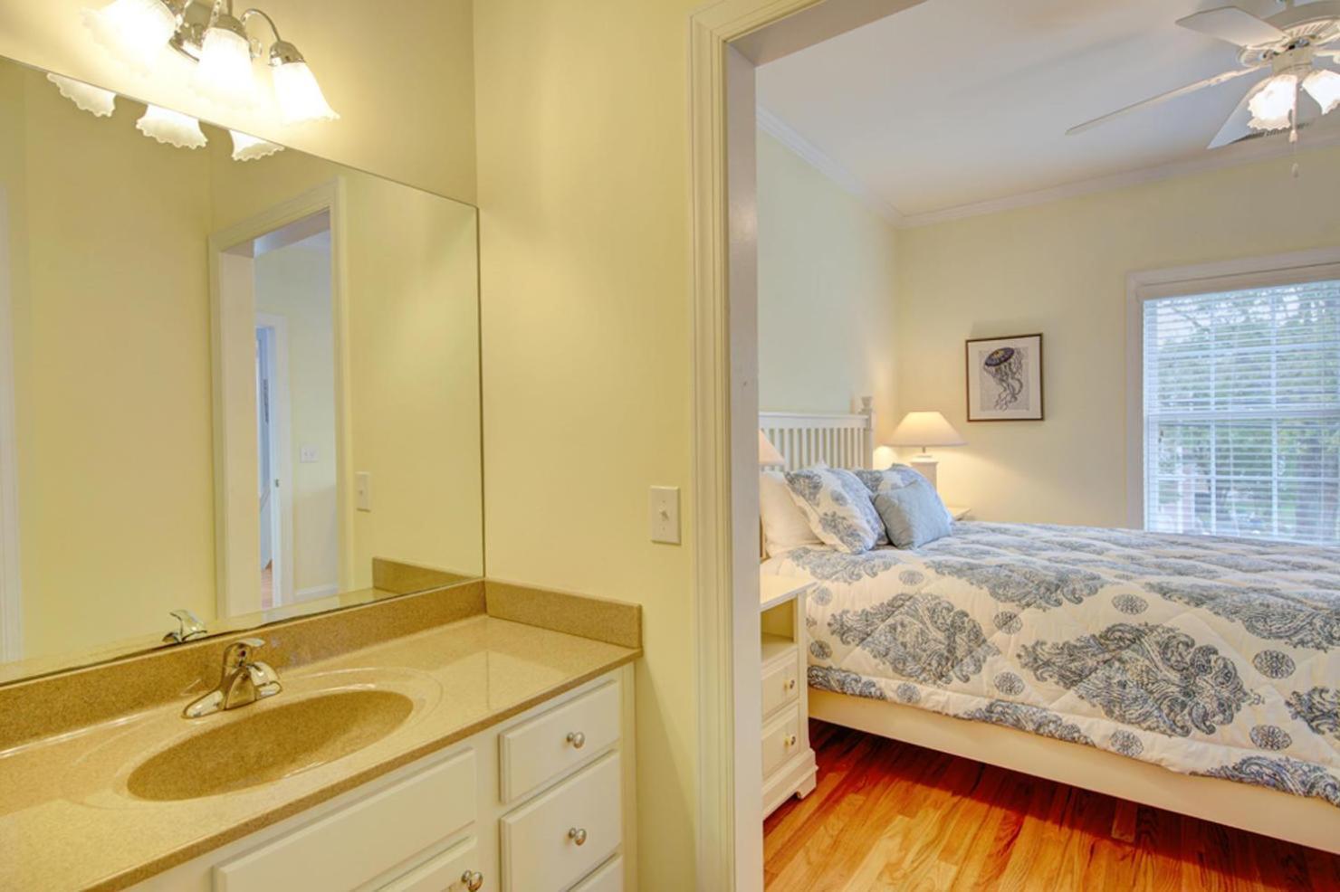 Robinsons Drive 38223 * Rehoboth Beach